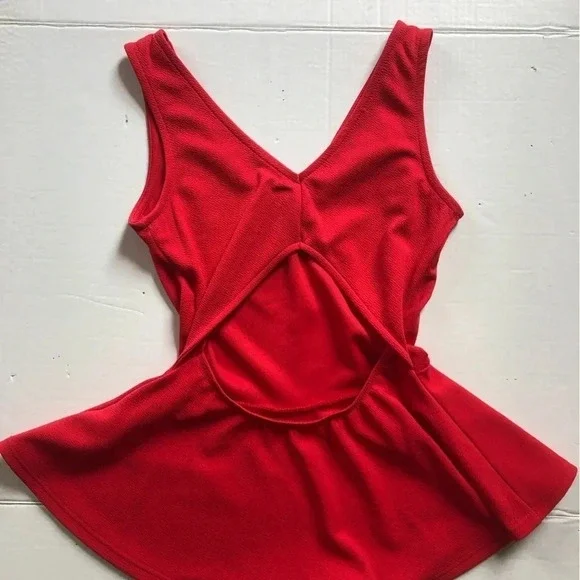 Design Lab Cutout Back  Top - Picture 4 of 8